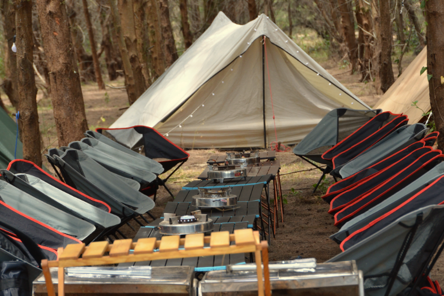 setup lều cắm trại tại Mũi Né